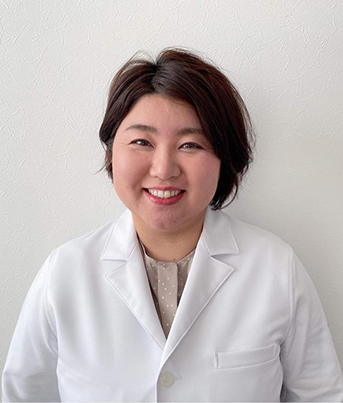 院長 新見佳保里